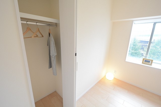 中銀桜新町マンシオン (57)洋室4.8帖