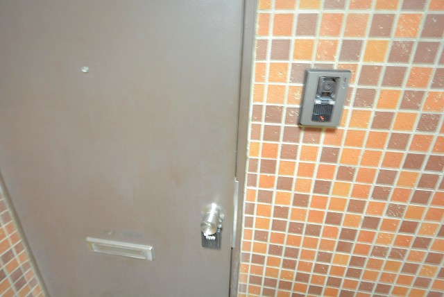 インペリアル常盤松 玄関