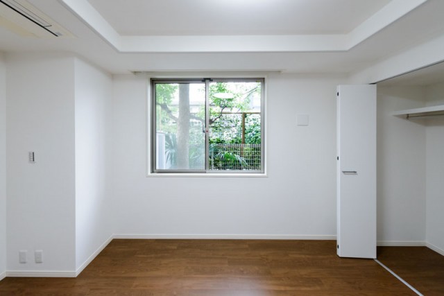 用賀パークハイム 　洋室２