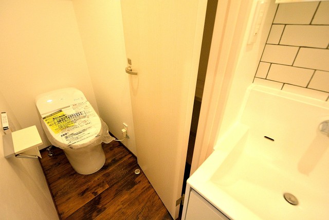 モナーク三軒茶屋 トイレ