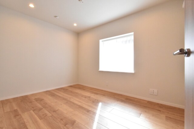 オーベル上馬A 洋室2