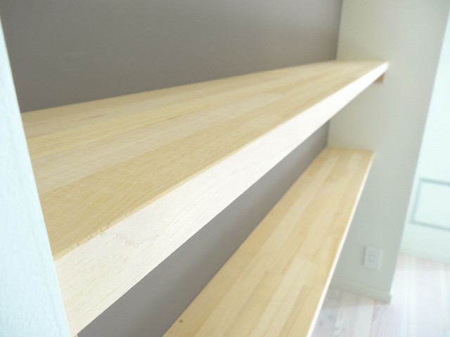 エクセル旗の台　物置棚