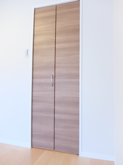 パレ・ド・エール砧　洋室収納