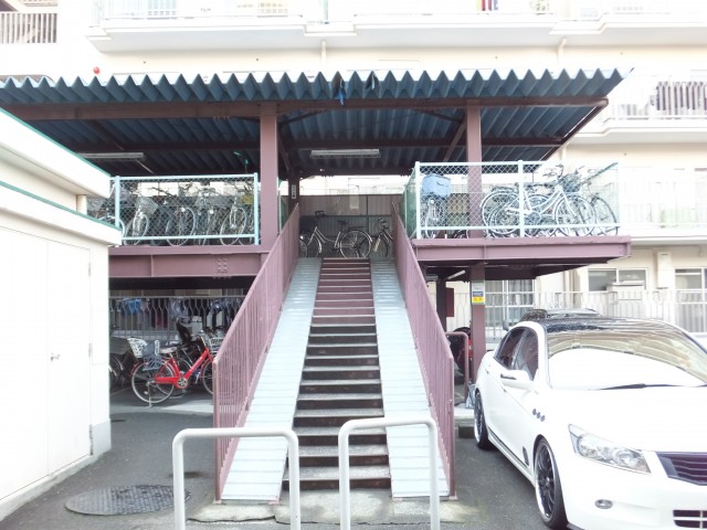 ニューハイツ大森　駐輪場