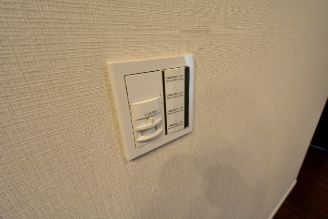 桜新町シティハウス　人感センサー