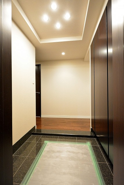 松濤アパートメント_玄関