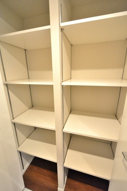 永福町パーク・ホームズ　廊下収納3