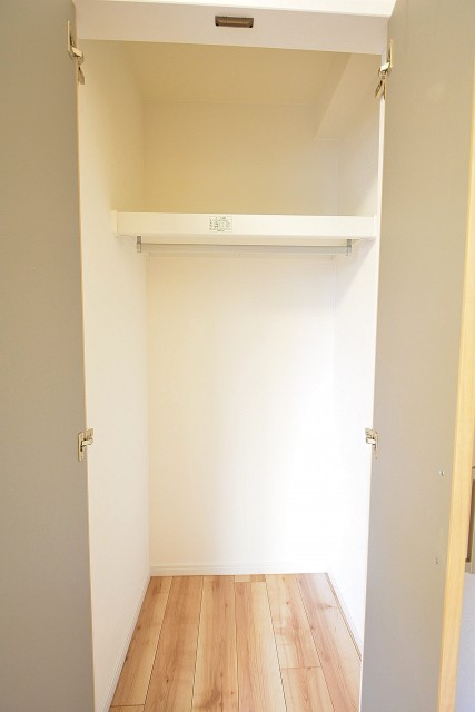 ライオンズマンション馬事公苑第2　6.0帖洋室クローゼット