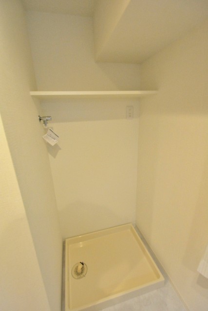 ヴィア・シテラ新宿　洗濯機置場