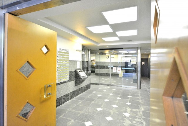 ヴィア・シテラ新宿　エントランスホール