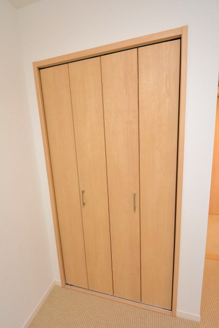 クレール桜新町　洋室2