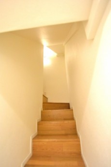 クレール太子堂　階段
