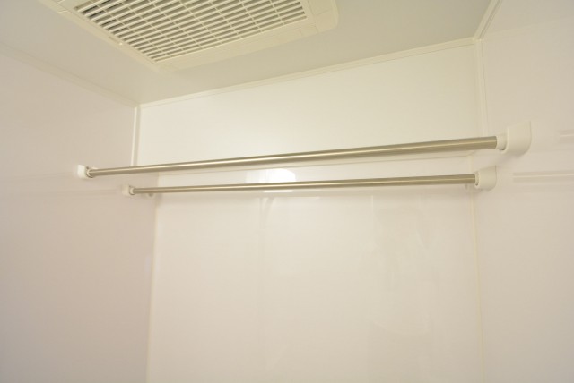 北新宿パレス303　物干し竿