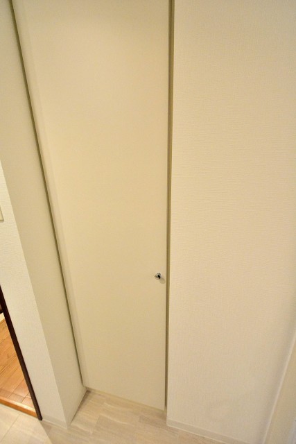 セザール千歳船橋コルティーレ　リネン庫