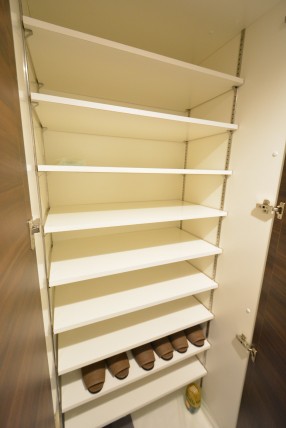 ルネ御苑プラザ313　シューズボックス