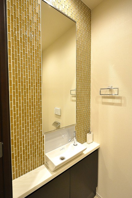 赤坂タワーレジデンス Top of the Hill　トイレの手洗いカウンター