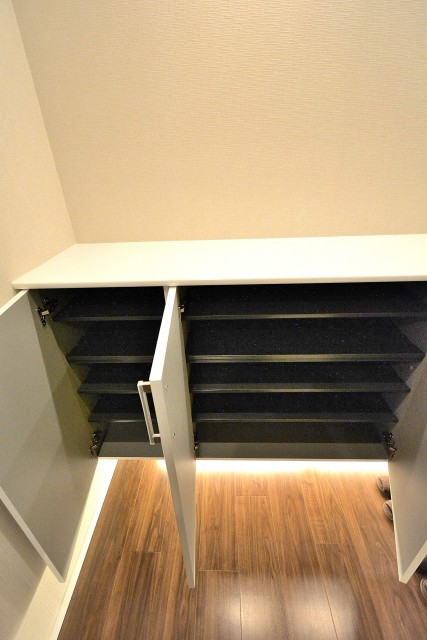 新宿内藤町ハウス　シューズボックス