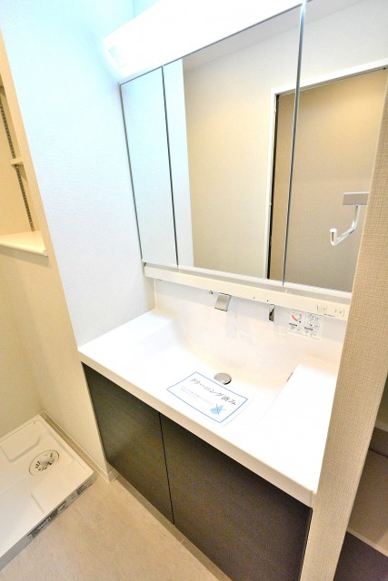 新宿内藤町ハウス　洗面台