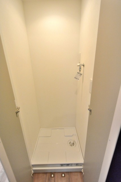 上町マンション　洗濯機置場