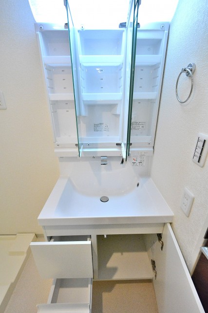 ハウス三軒茶屋　洗面台