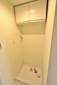 オーベル上馬Ａ　洗濯機置場