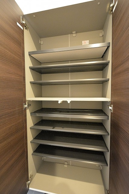 ライオンズマンション駒沢　シューズBOX