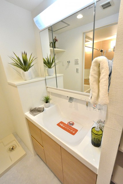 日商岩井桜新町マンション　洗面台