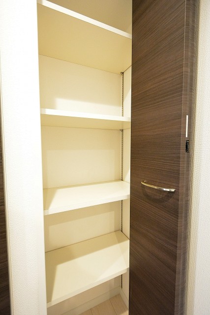 ライオンズマンション駒沢　玄関収納