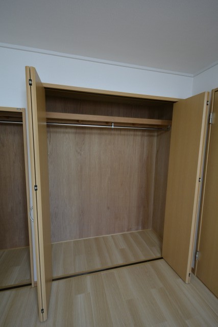 ニックハイム多摩川　洋室1