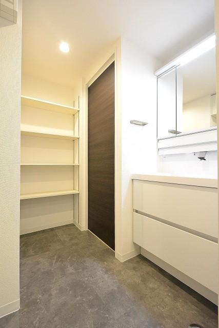 ライオンズマンション駒沢　サニタリールーム