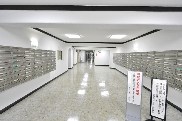 秀和高円寺レジデンス　エントランスホール