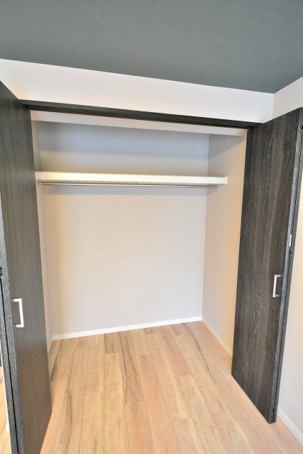 秀和高円寺レジデンス　洋室