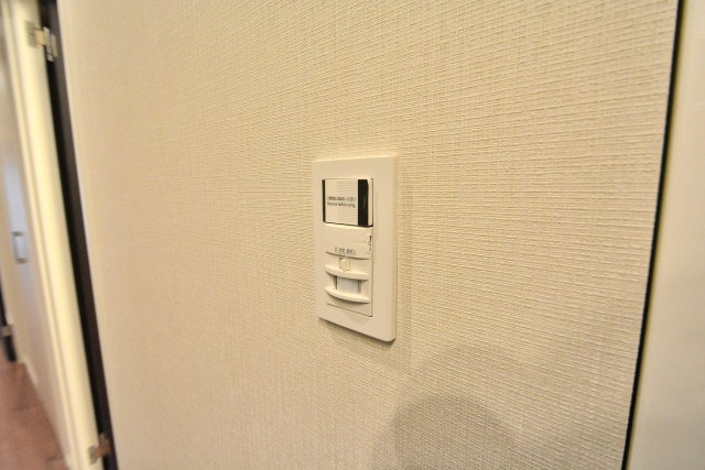 インペリアル常盤松　人感センサー