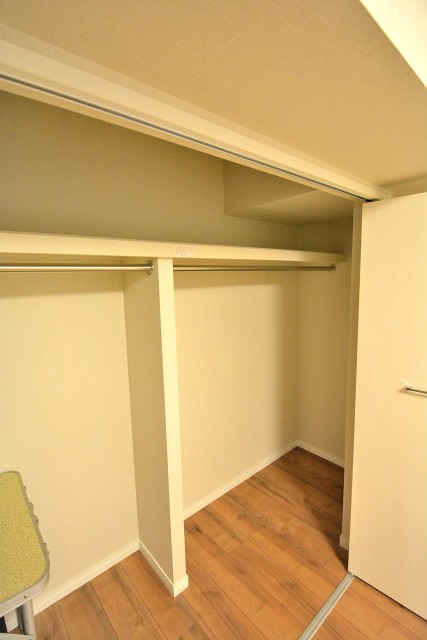 インペリアル常盤松　洋室2