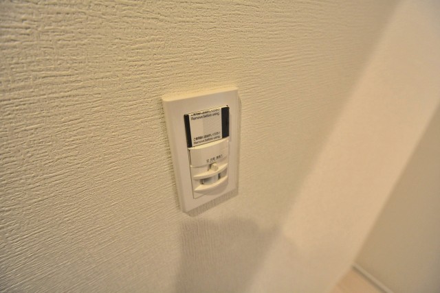 モナーク三軒茶屋　人感センサー