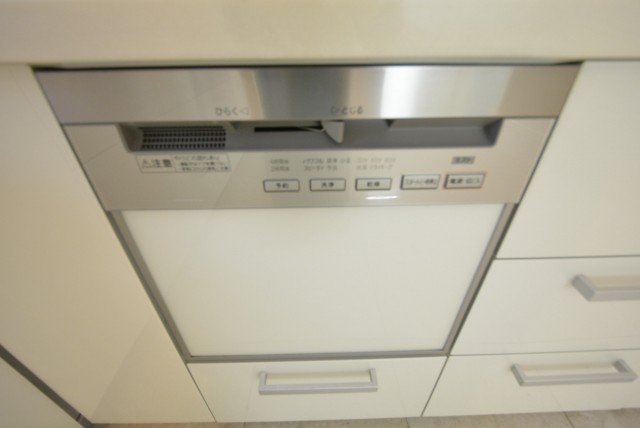 赤坂アーバンライフ103号室　食器洗浄機