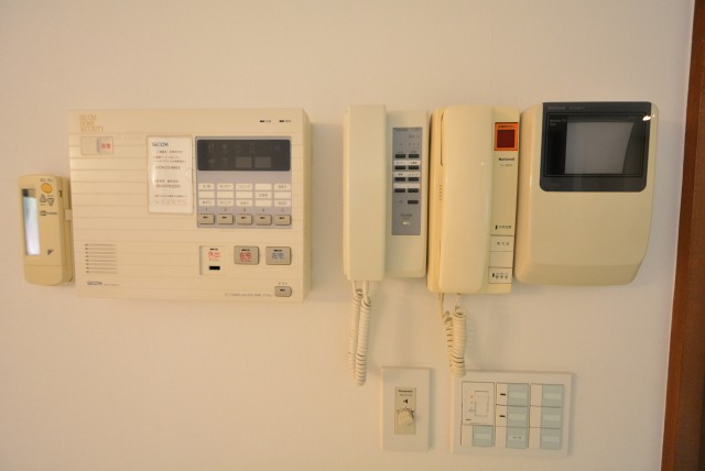 赤坂アーバンライフ103号室　電話