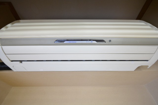 赤坂アーバンライフ103号室　エアコン
