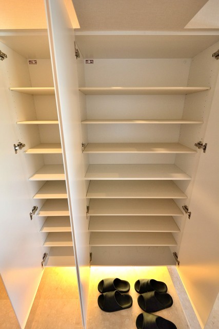 広尾マンション　シューズボックス