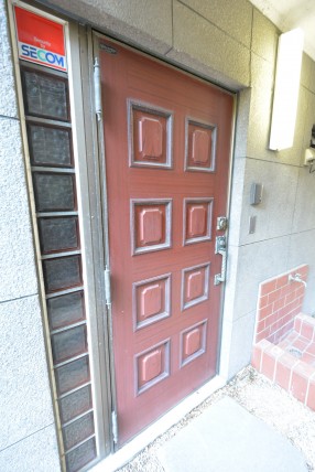 赤坂アーバンライフ103号室　玄関