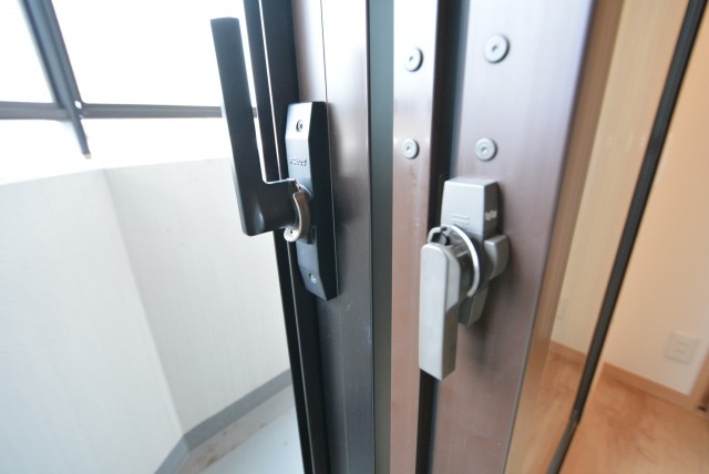 ラディエンス世田谷若林　604号室　二重サッシ