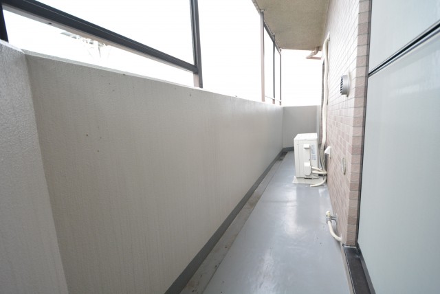 ラディエンス世田谷若林　604号室　バルコニー