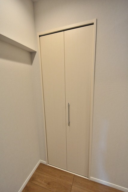 パークサイド六本木　洋室1