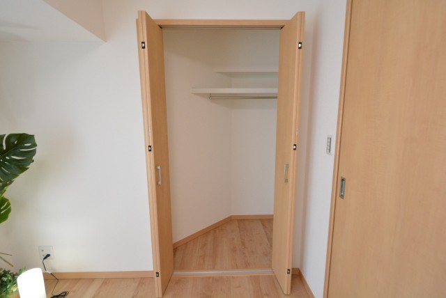 ラディエンス世田谷若林　604号室　収納