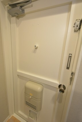 玉川コーポラス　207号室　玄関