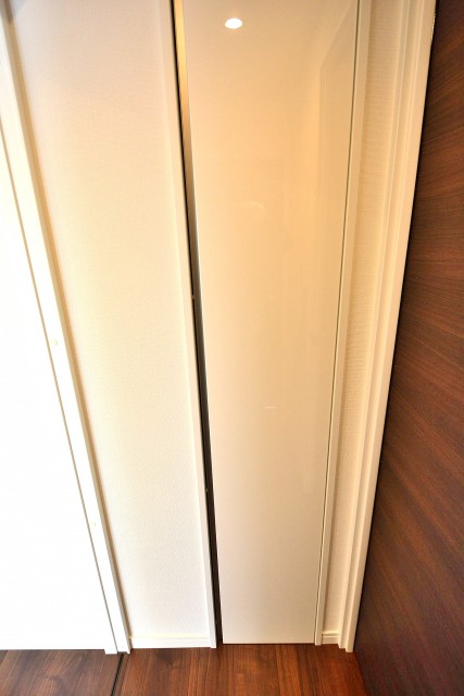 佃スカイハイツ　廊下収納