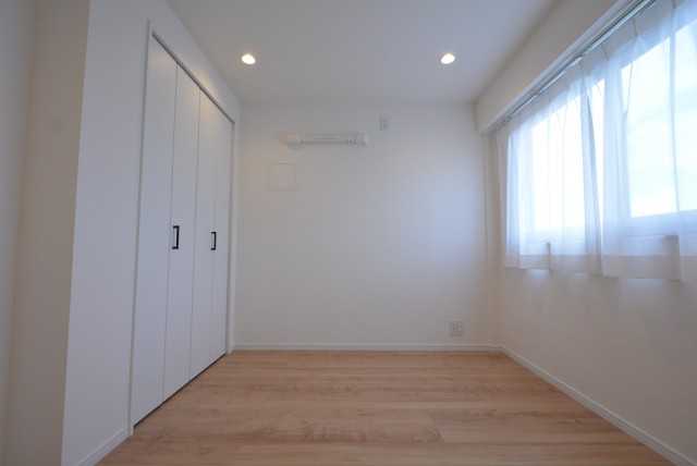 玉川コーポラス　708号室　洋室