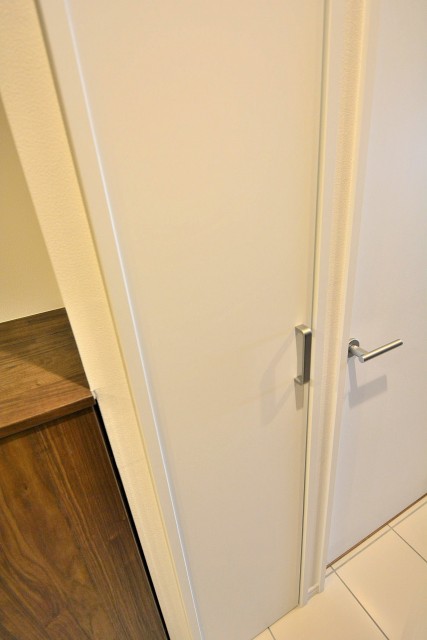 ライオンズマンション茅場町　廊下収納