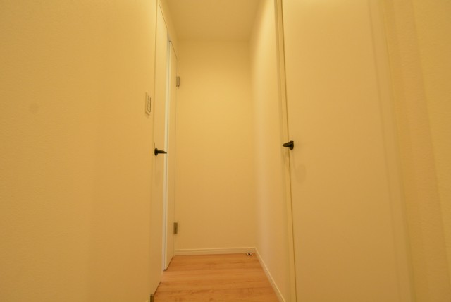 玉川コーポラス　708号室　廊下