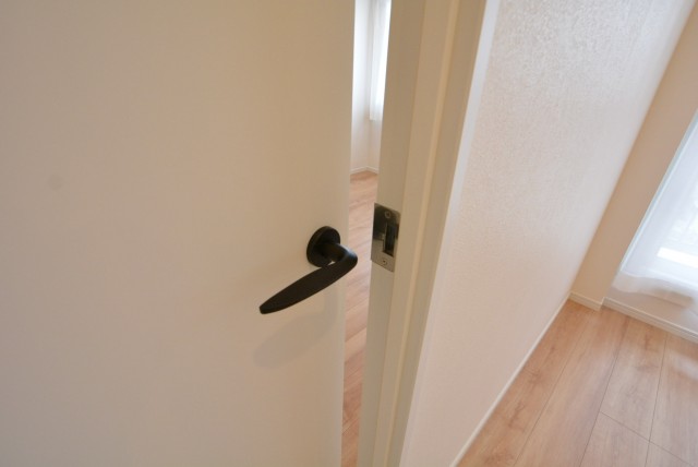 玉川コーポラス　708号室　扉